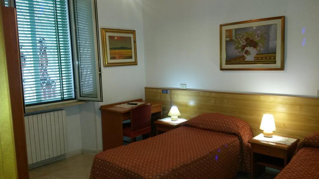 Hôtel Le Pietre Di Giada à Rome Chambre photo